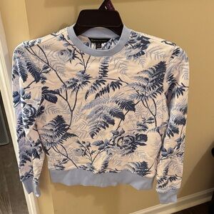 Brooks Brothers Blue and White Patterned Top